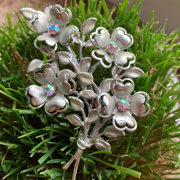 1960's Coro Silver Tone Mid Century Aurora Borealis Brooch - Floral Spray Brooch - Picture 1 of 9